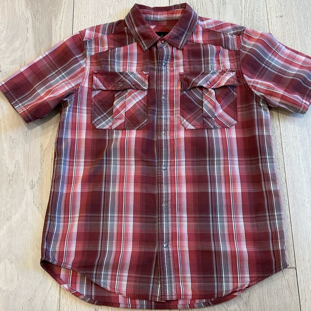 Prana Mens Button Down Shirt in Size SML